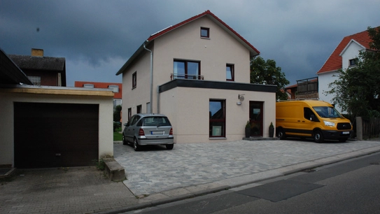 Haus L Straßenansicht